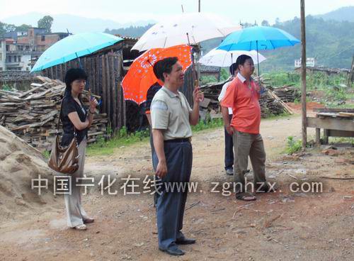 省民宗廳藍國秋深入寧化調研民族工作