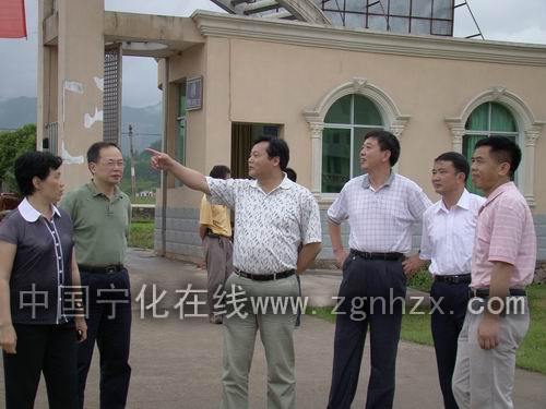 省評估驗收組實地查訪基層“雙高普九”工作