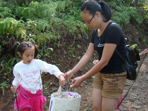 中國寧化在線網(wǎng)友為南山“洗臉”