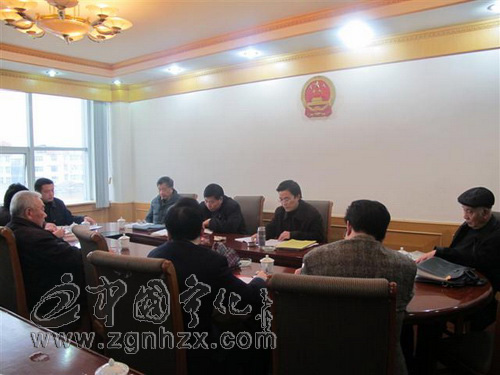 何正彬?qū)图已芯抗ぷ魈岢銎唿c(diǎn)要求