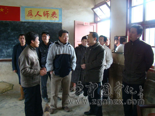 陳忠杰到泉上延祥村指導災后重建工作