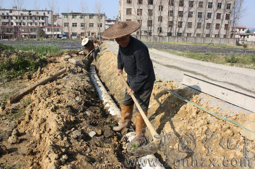 湖村鎮供水擴改項目建設緊鑼密鼓