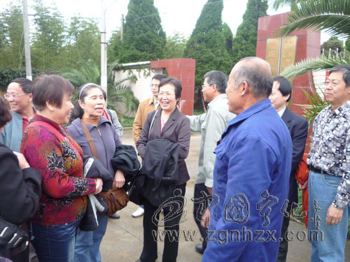 “41名華僑小英雄”回寧探親祭祖