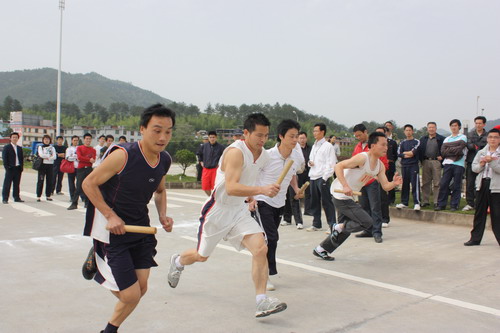 寧化舉辦“移動杯”青年火炬接力賽