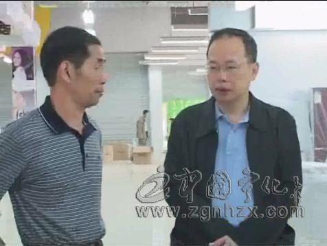 縣委書記陳忠杰調研蘇寧電器寧化分店