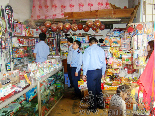 曹坊鄉綜合整治校園周邊治安環境