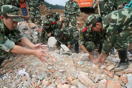 白水寨山體滑坡已找到６名遇難者遺體