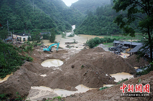 白水寨山體滑坡停止搜救 7死1失蹤