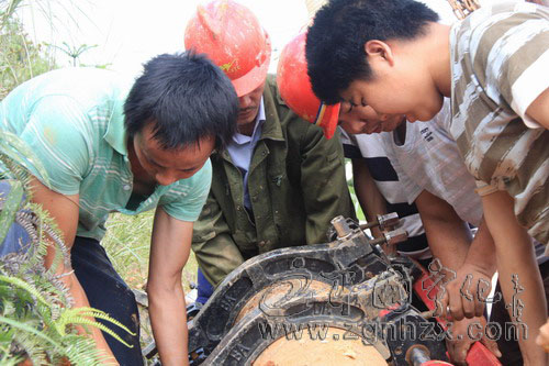 寧化行洛坑鎢礦400多員工奮力自救