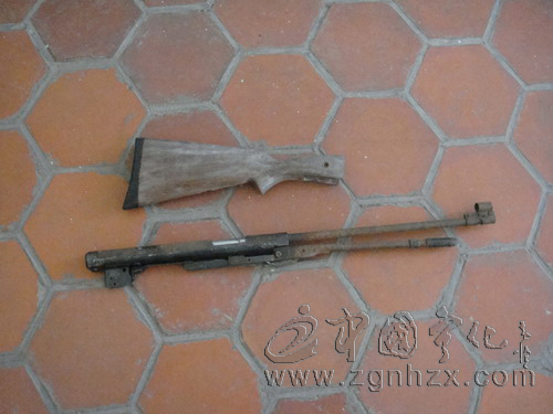 撿槍管買槍托　柯某“撿”來7日拘留