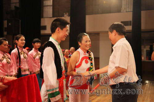 寧化兩選手獲市首屆客家山歌賽一等獎(jiǎng)