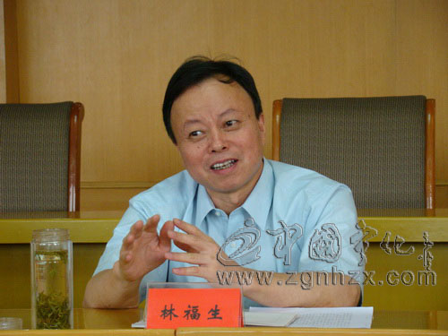 縣人大要求“人民滿意”單位鞏固創建成果