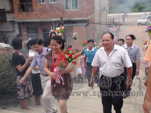 張華珠獲全國(guó)“交通銀行特教園丁獎(jiǎng)”