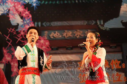 山歌一籮筐，想唱就會(huì)來