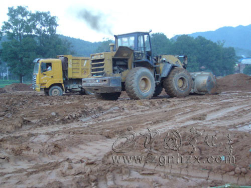 安樂大洋橋災(zāi)后安置小區(qū)完成填土