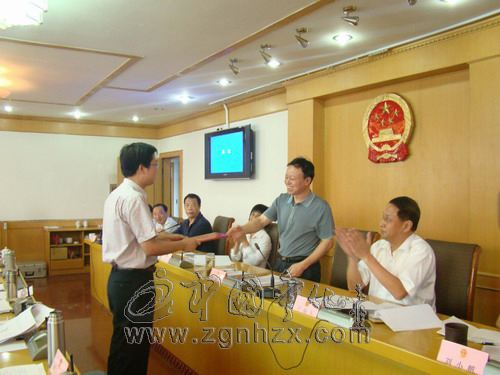 縣人大常委會任命明政為縣人民政府副縣長