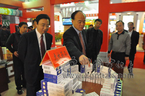 省市領(lǐng)導(dǎo)視察寧化展館