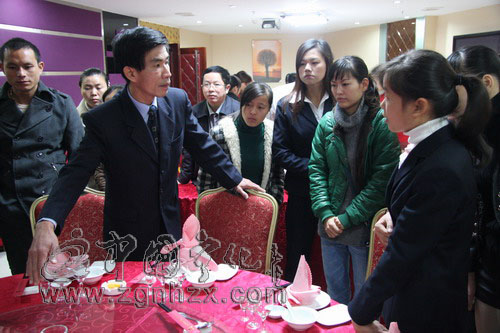 寧化開(kāi)展餐飲服務(wù)練兵 全心服務(wù)祭祖來(lái)賓