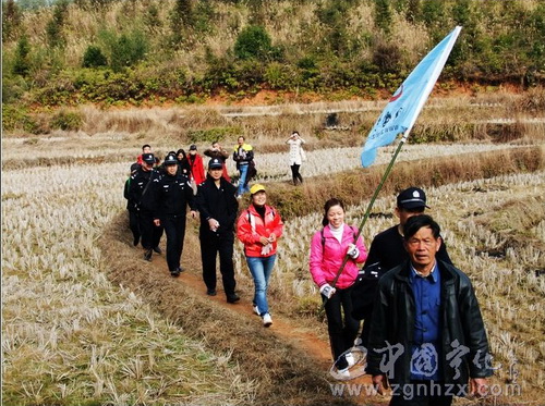 寧化在線網友體驗森林警察生活