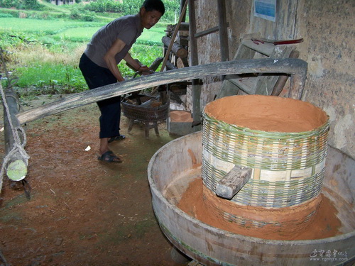 鬼叔中紀錄片《礱谷紀》在寧化首映