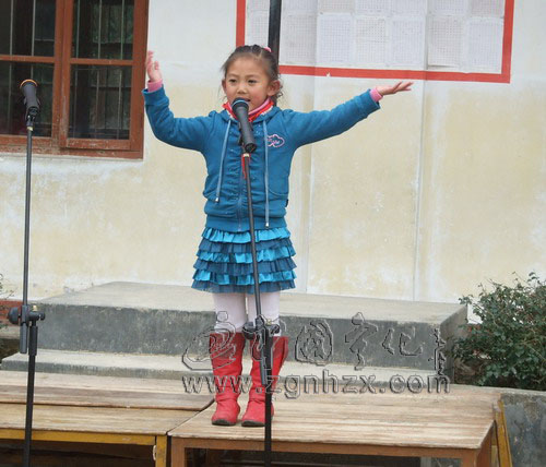 方田中小快樂童聲奏響新年樂章