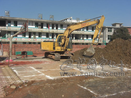 湖村中心學校教學綜合樓開工建設