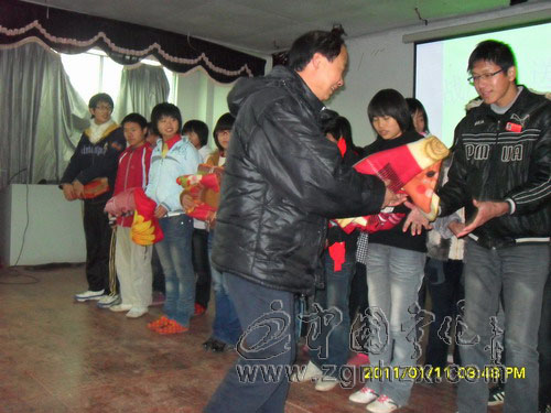 寧化二中開展多形式送溫暖活動