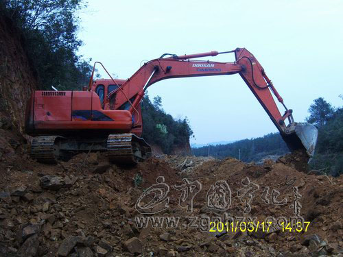 蛟龍溪漂流已基本完成道路硬化及碼頭建設