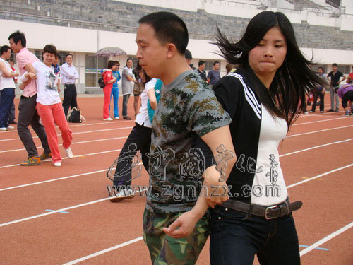 寧化慶“五一”職工千米趣味體育接力賽舉行