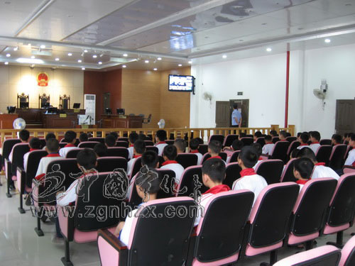 寧化紅旗小學學生零距離接觸案件審理