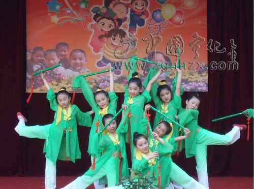 寧師附小舉行慶六一“童心向黨”文藝匯演