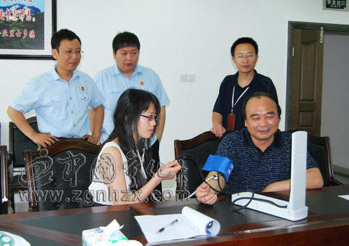 江西中醫學院實習醫生為寧化法院法官健康會診