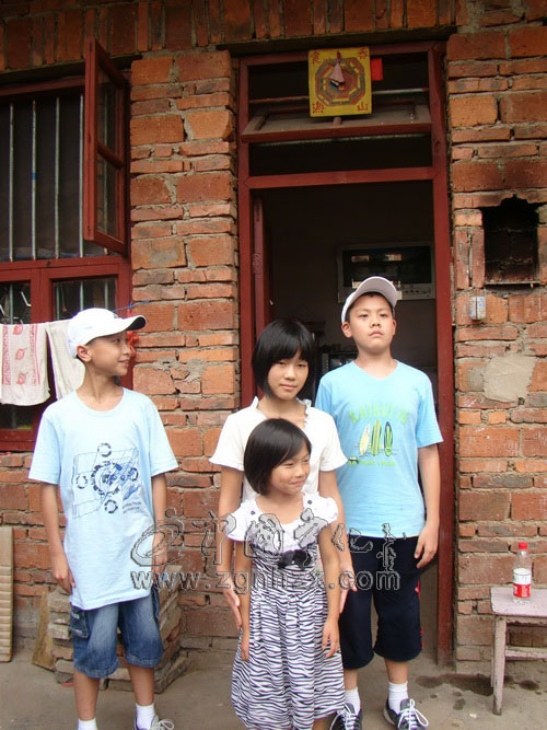 廈門愛心助學群牽手寧化貧困計生二女戶