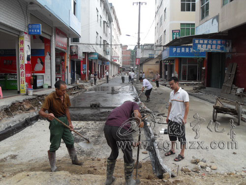 曹坊鄉集鎮主街道路網改造全部完成
