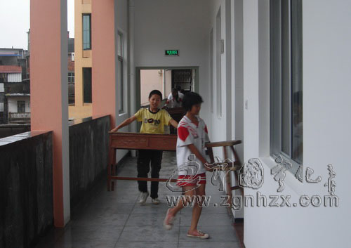 寧化7000余名中小學(xué)生走進(jìn)新學(xué)堂