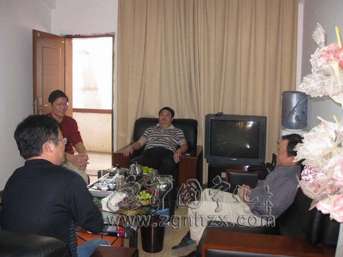 縣人大主任林福生視察科協工作