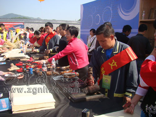 寧化木活字藝人“祭祖大典”亮絕活