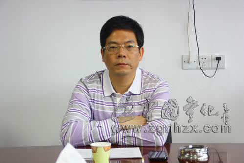 鄭曉星與新聞單位記者座談并提出具體要求