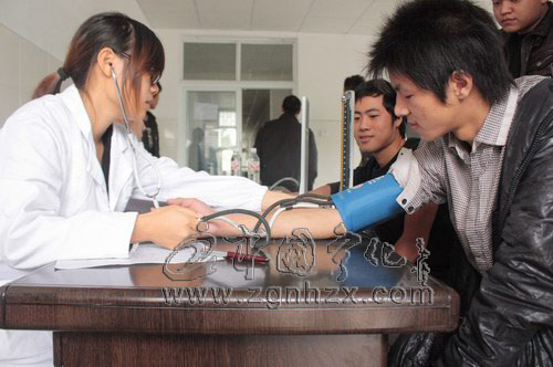 寧化今冬征兵初檢工作昨日全面鋪開