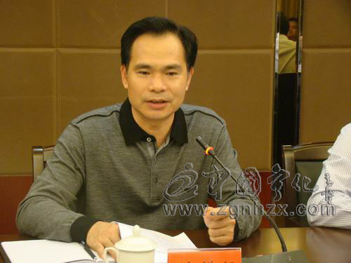 曾祥輝到寧開展文化大發展大繁榮專題調研