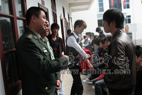 三明軍分區領導來寧指導征兵工作