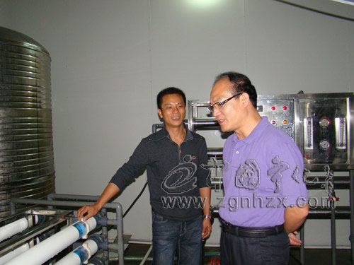 縣委書記肖長根深入城南安樂調研