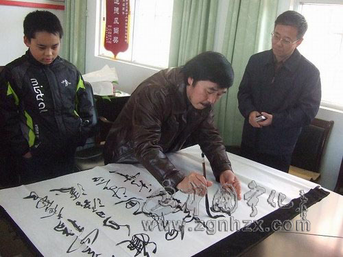 寧師附小校友陳方遠(yuǎn)教授回母校指導(dǎo)