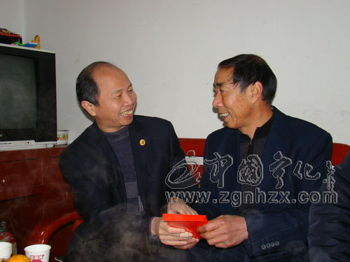 市總工會領導來寧送溫暖