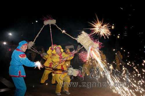 寧化：舞龍耍獅迎元宵