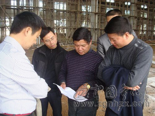 羅金水深入開發區調研重點在建項目建設情況