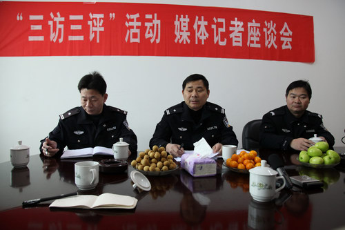 寧化交警大隊(duì)與新聞媒體記者座談