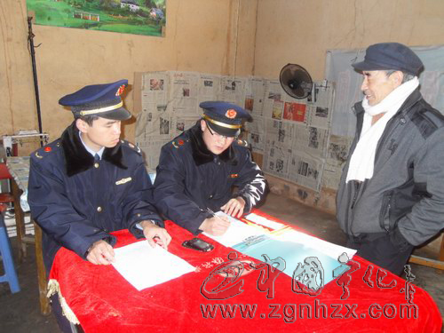 曹坊工商紅盾護(hù)農(nóng)春季打假百日行動(dòng)顯成效