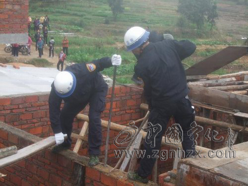 寧化翠江鎮(zhèn)金雞山一幢違法建筑被拆