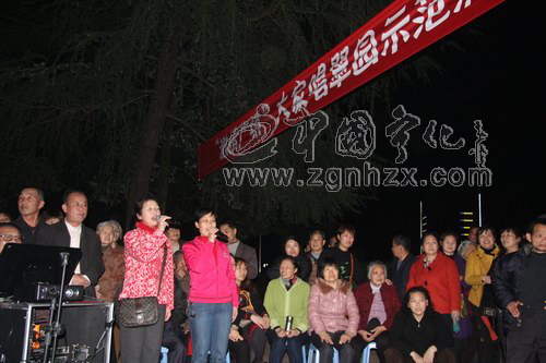 寧化“激情廣場(chǎng)”搭起社區(qū)文化新舞臺(tái)